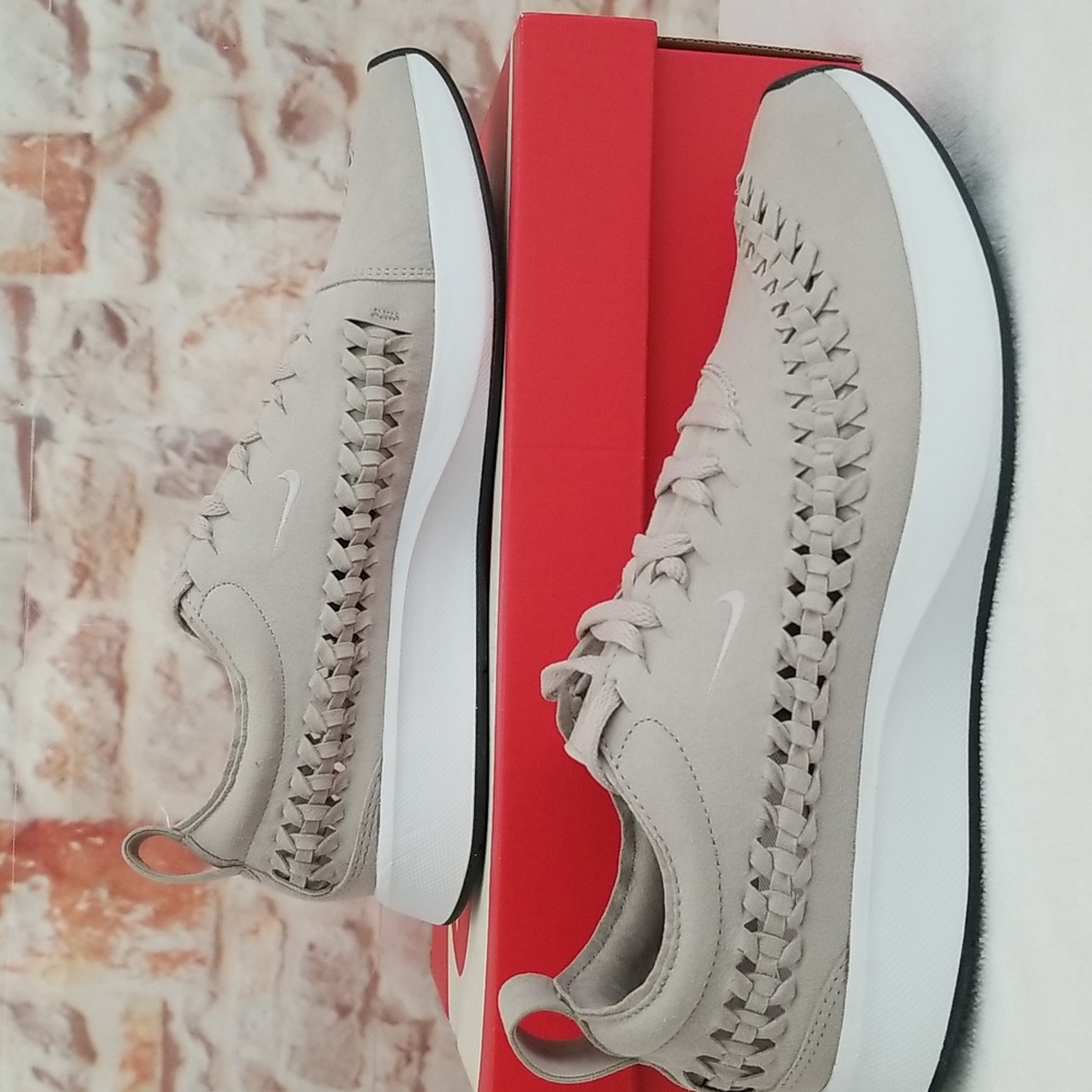 New Nike Dualtone Racer Woven Sneakers - Picture 4 of 9